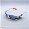 Image 1 : PAIR OF NEW SUNGLASSES