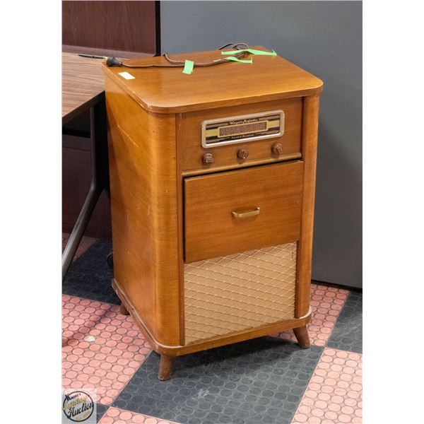 ESTATE 1940'S-1950'S ROGER'S MAGESTIC