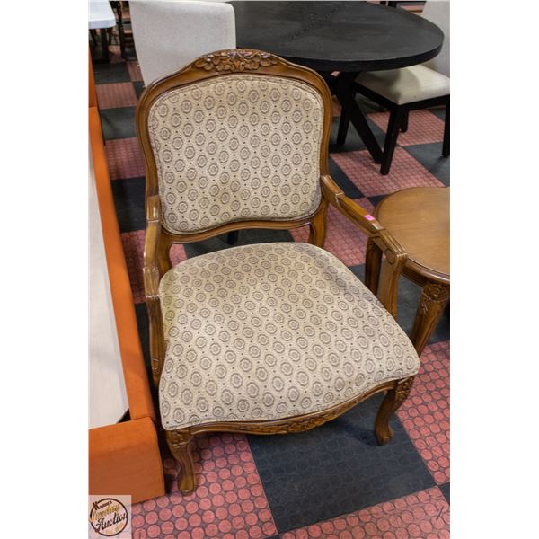 WOOD CARVED STYLE UPHOLSTERED ARM CHAIR