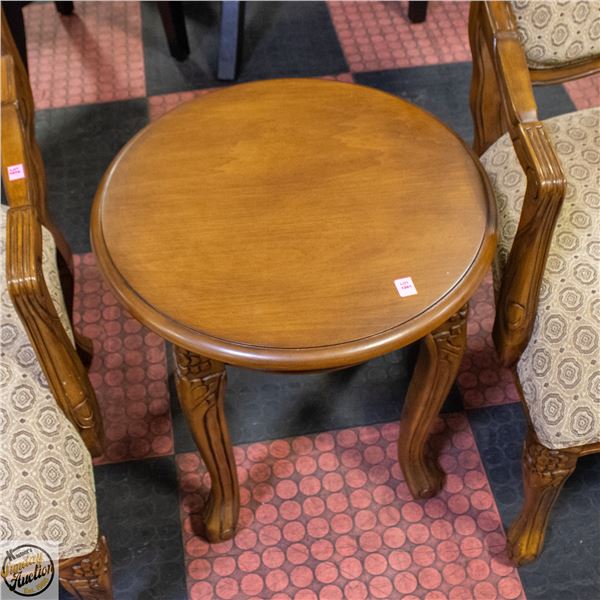 WOOD CARVED STYLE END TABLE