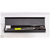 Image 1 : NEW IN BOX EXTRA LONG CARVING KNIFE PAUDIN