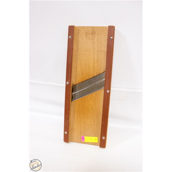 WOODEN CABBAGE SLICER - MADE IN AUSTRIA