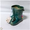 Image 1 : HIP & HOP CERAMIC BOOTS DESIGN BIRD TAIL