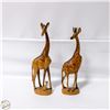 Image 1 : WOOD HAND CARVED GIRAFFE FAMILY MADE IN