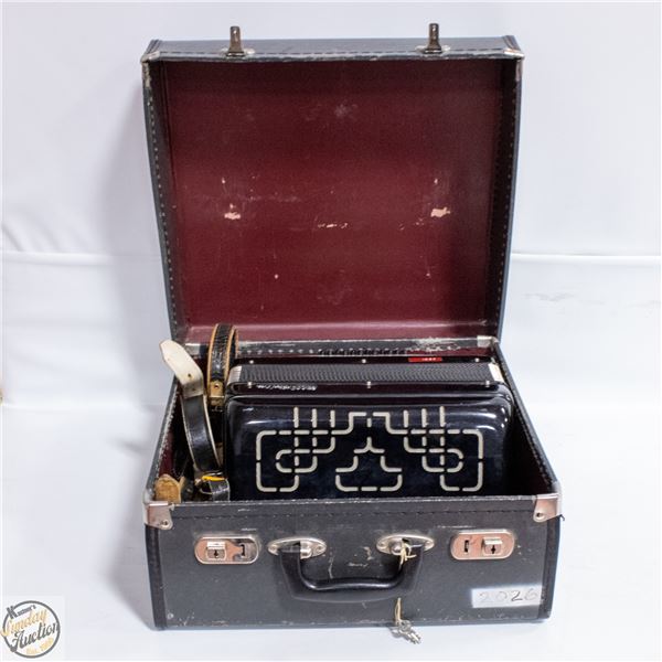 VINTAGE PANITALIA ACCORDIAN 25 KEYS MADE IN ITALY