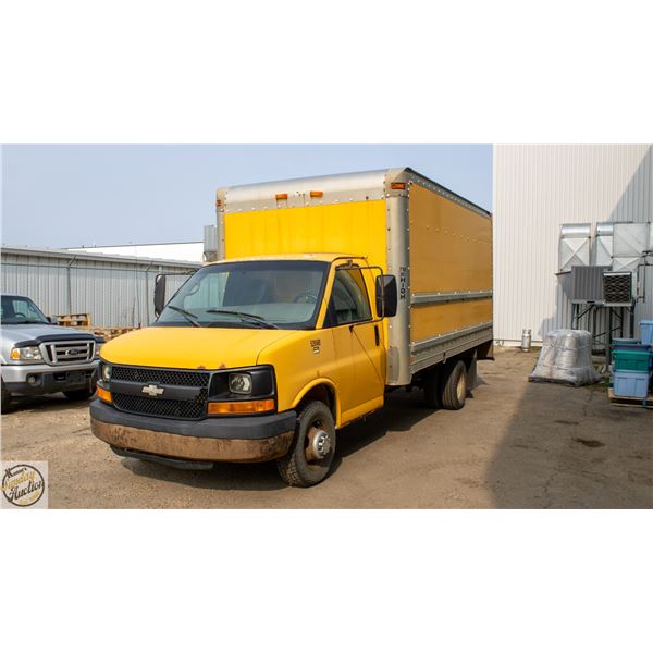 2006 CHEVROLET 3500 CUTAWAY 16" CUBE VAN