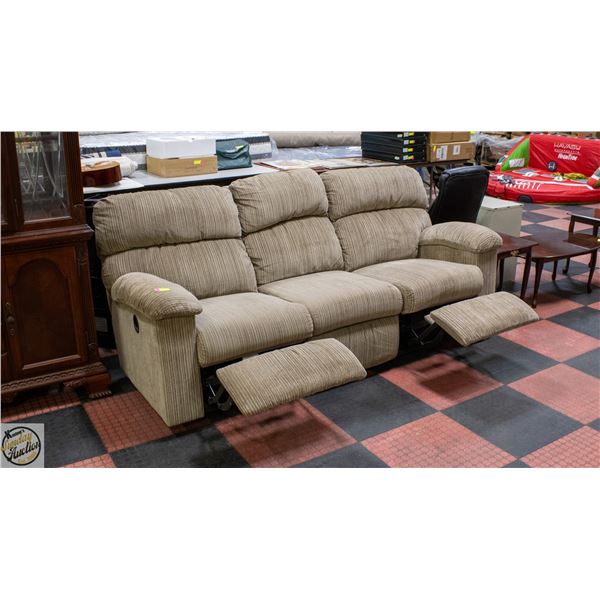 RECLINING FABRIC SOFA IN A NEUTRAL COLOUR