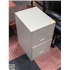 Image 1 : 2 DRAWER METAL FILE CABINET H-24.75" W-14.5"