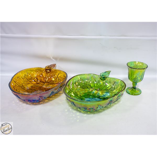 2 VINTAGE INDIANA GLASS CARNIVAL BOWLS FEATURES A