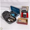 Image 1 : LOT OF VINTAGE ELECTRIC RAZORS