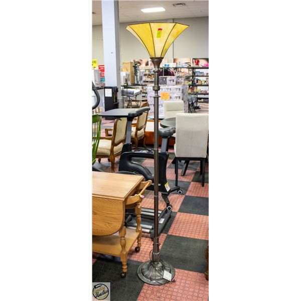 TIFFANY STYLE HEAVY FLOOR LAMP H-72"