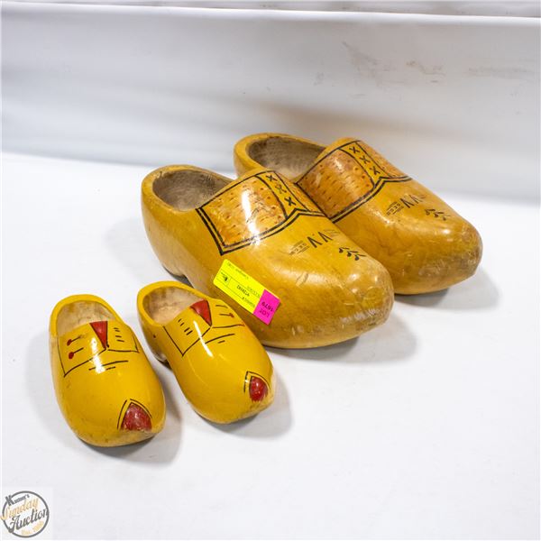WOODEN CLOGS