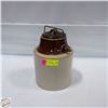 Image 1 : ESTATE VINTAGE LIDDED CROCK