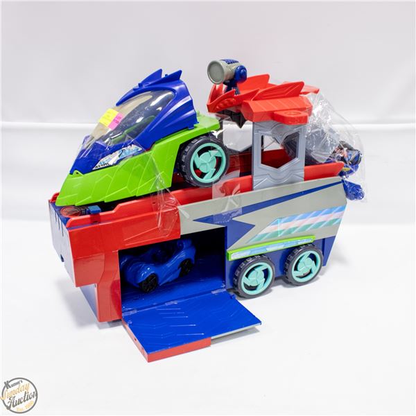 PJ MASK PATROLLER WITH FIGURES