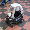 Image 1 : LITTLE TYKES RIDE IN POLICE CAR "COZY COUPE"