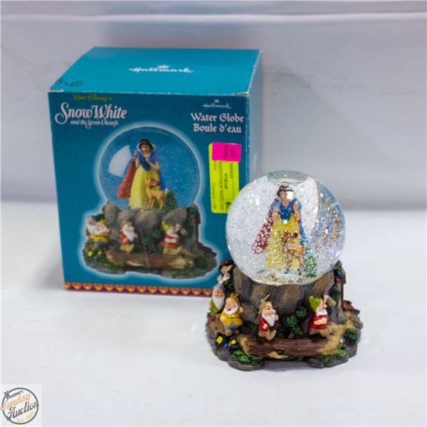 WALT DISNEYS SNOW WHITE AND THE SEVEN