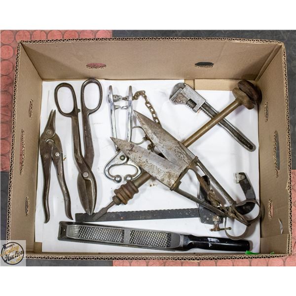 BOX OF VINTAGE SHOP TOOLS
