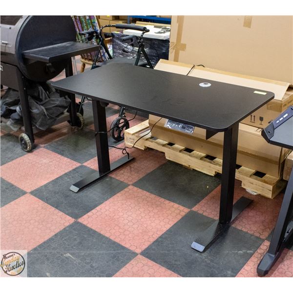 WALNUT STANDUP DESK WITH SINGLE MOTOR