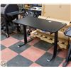 Image 1 : BLACK STANDUP DESK WITH 2 MOTORS