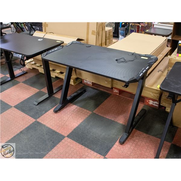 CARBON FIBER GAMING DESK WITH LIGHTS