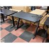 Image 1 : CARBON FIBER GAMING DESK WITH LIGHTS