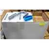 Image 1 : 15 BOXES OF PEAKWAY BBQ PLATE SETTER ( FITS MOST