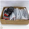 Image 1 : 12 PAIRS OF SZ SMALL DIVING GLOVES
