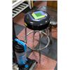 Image 1 : VINYL COVERED SHOP STOOL, 30" TALL