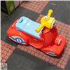 Image 1 : FISHER PRICE RIDE ON SCOOTER