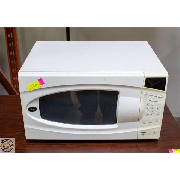 WHIRLPOOL LARGE MICROWAVE - WORKING