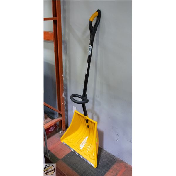 TRUE TEMPER SNOW SHOVEL