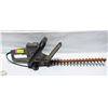 Image 1 : BLACK AND DECKER TRIMMER