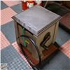 Image 1 : 2 TONE BROWN HOSE REEL WITH 50 FT GARDEN HOSE