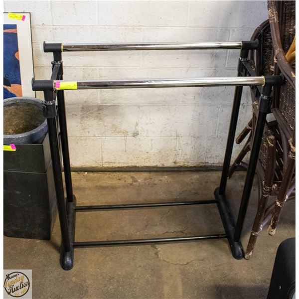 2 ROD ADJUSTABLE HEIGHT CLOTHES RACK