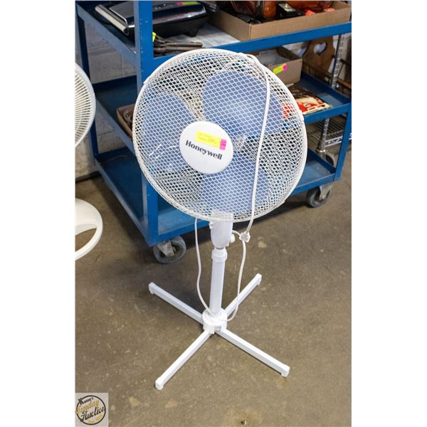 HONEYWELL WHITE FAN