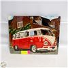 Image 1 : VW MICROBUS 11 X 14 INCH ART TILE