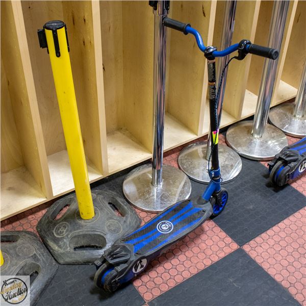 BLUE/BLACK ELECTRIC SCOOTER