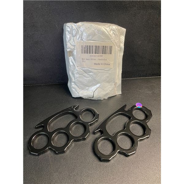 2-Pack Black Self-Defence Rings - New