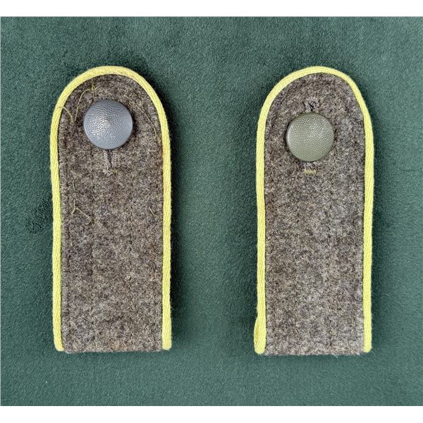 WW2 German M40 Shoulder Boards Panzer Grenadier