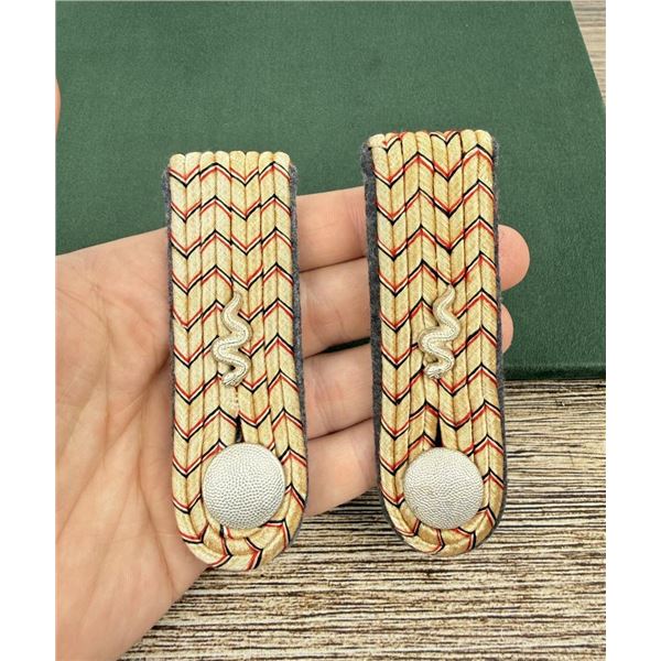 WW2 German Veterinarian Shoulder Boards