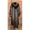 Image 1 : Exceptional Prime Raccoon Fur Full Length Coat