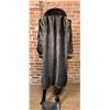 Image 3 : Exceptional Prime Raccoon Fur Full Length Coat