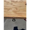 Image 8 : Stickley Mission Oak 3 Drawer Spindle Coffee Table