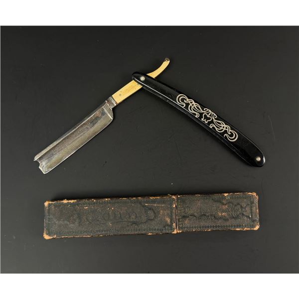 Antoni Tadross 600 Straight Razor