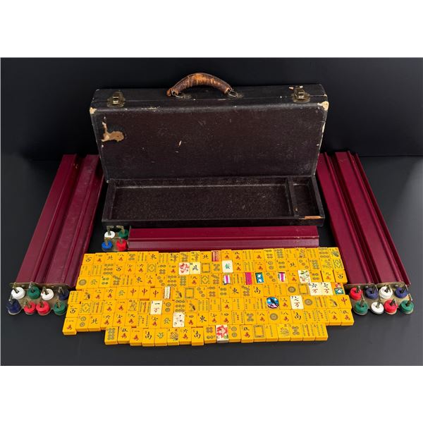 Butterscotch Bakelite Mahjong Set