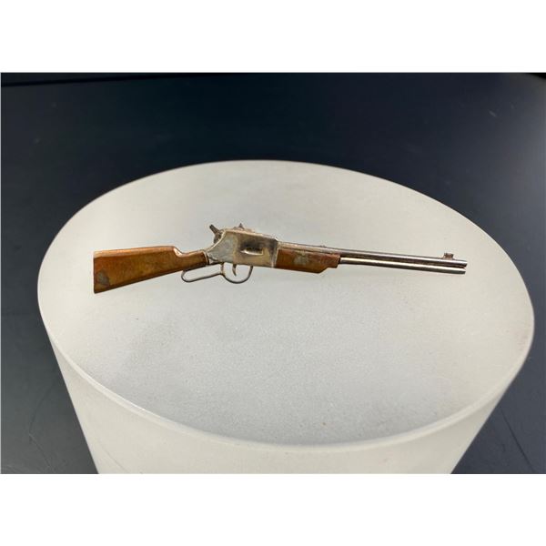 Navajo Sterling Silver Winchester Rifle Brooch