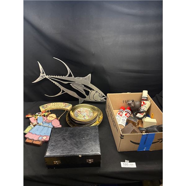 Large Lot of Vintage Home Décor