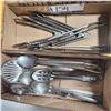 Image 3 : LOT DE 16 PINCES