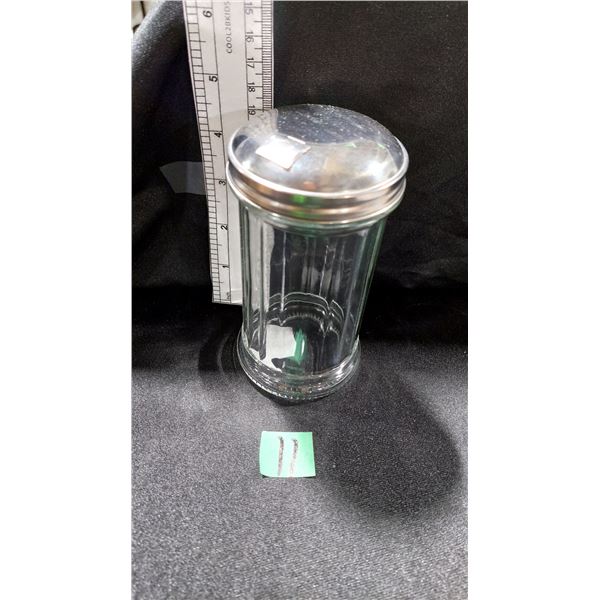 LOT DE 11 SUCRIERS