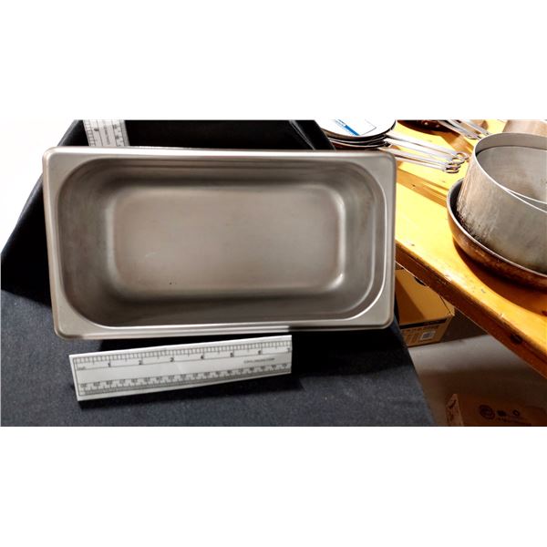 LOT DE 6 CONTENANTS INOX 12”X6”X4”